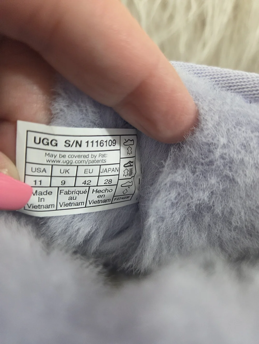UGG Classic Ultra Mini Low-Top Pale Smoke Lavender Genuine Sheepskin Winter Boot